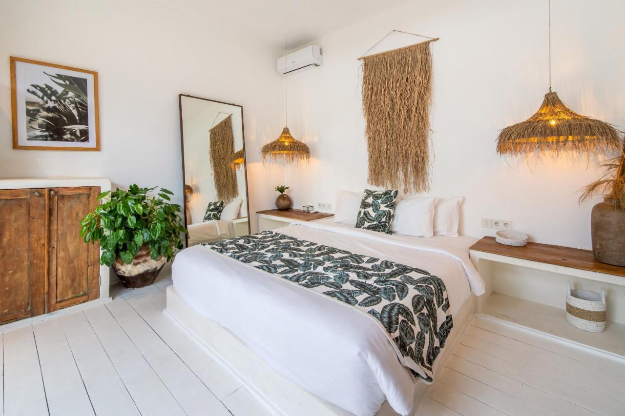 Villa Yogi Surf 3 Canggu Екстериор снимка